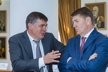Парламент приступил к работе!